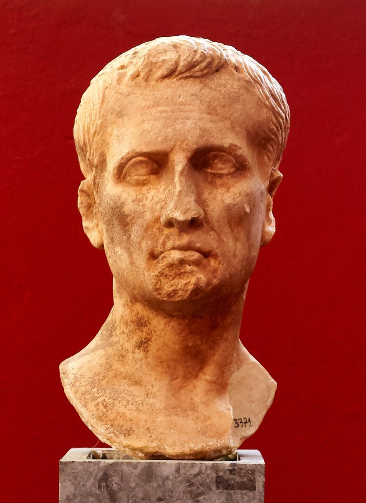 Porträt Julius Caesars im Archäologischen Museum von Sparta, 1. Jahrhundert v. Chr.