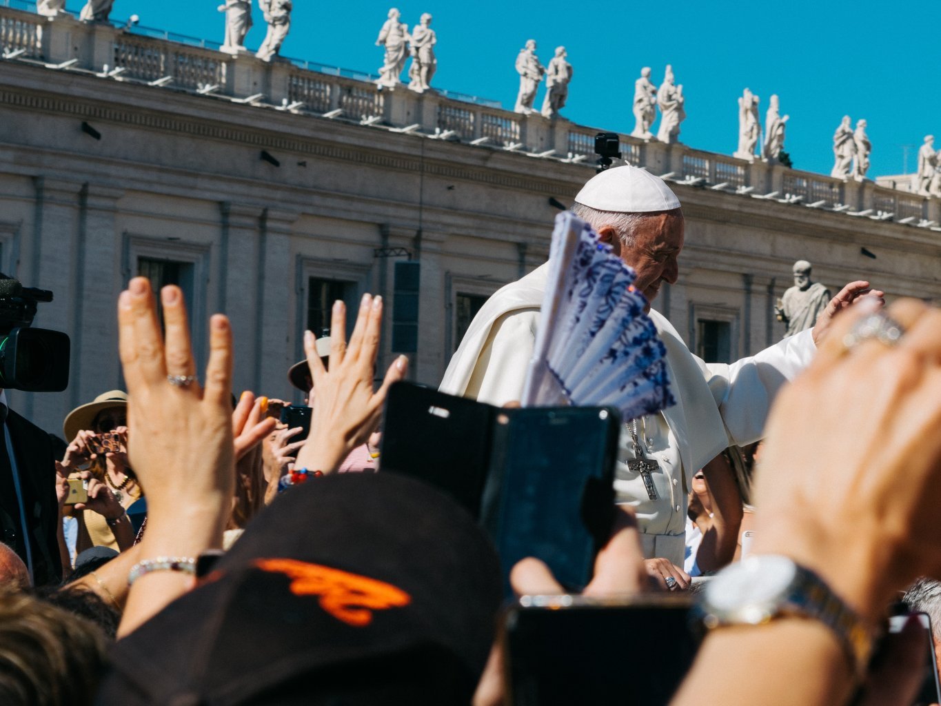 Papst Franziskus am Pfingstmontag